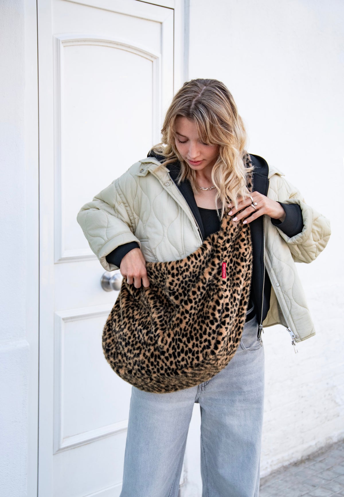 reisenthel Moonbag Leo Fake Fur Hobo Bag