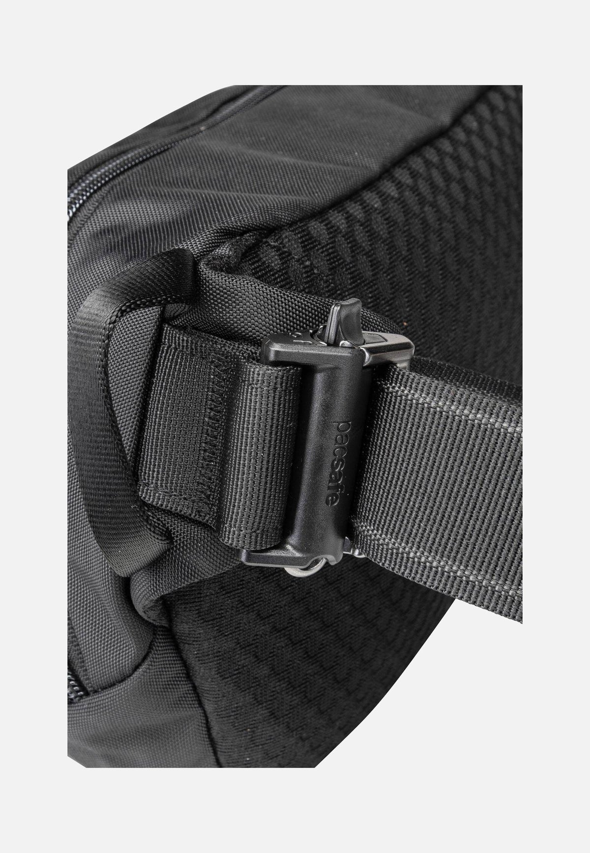 Pacsafe V Hip Pack Black Tasche