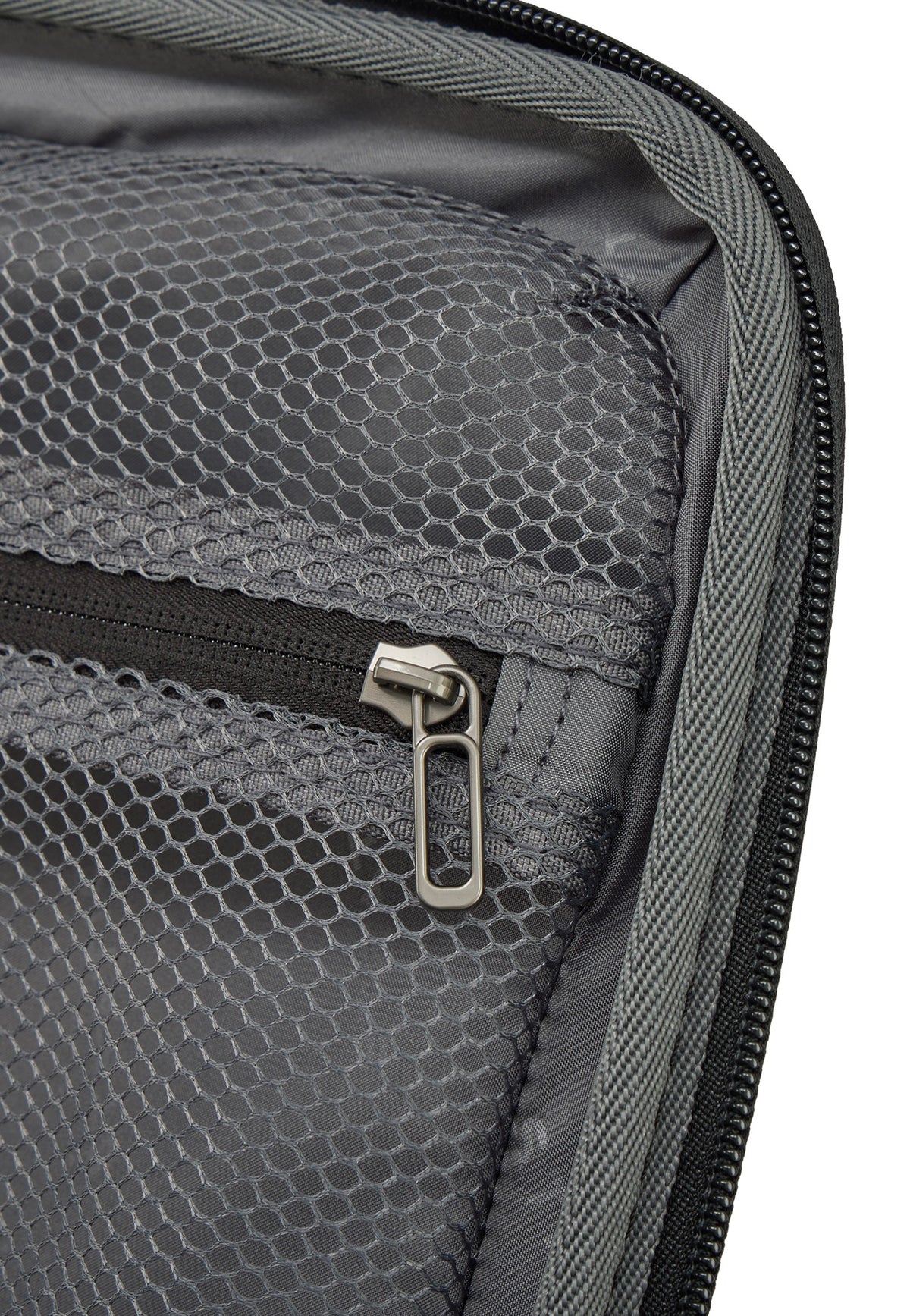 Stratic Novium ML Trolley S Black Koffer