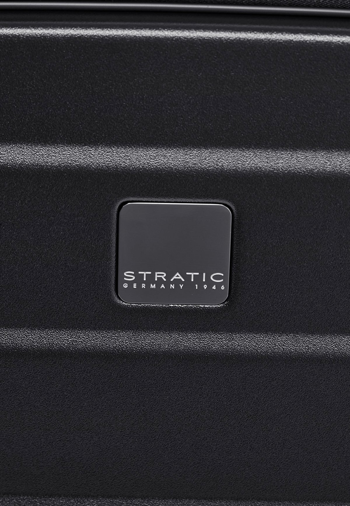 Stratic Phoenix ML Trolley S Black Koffer