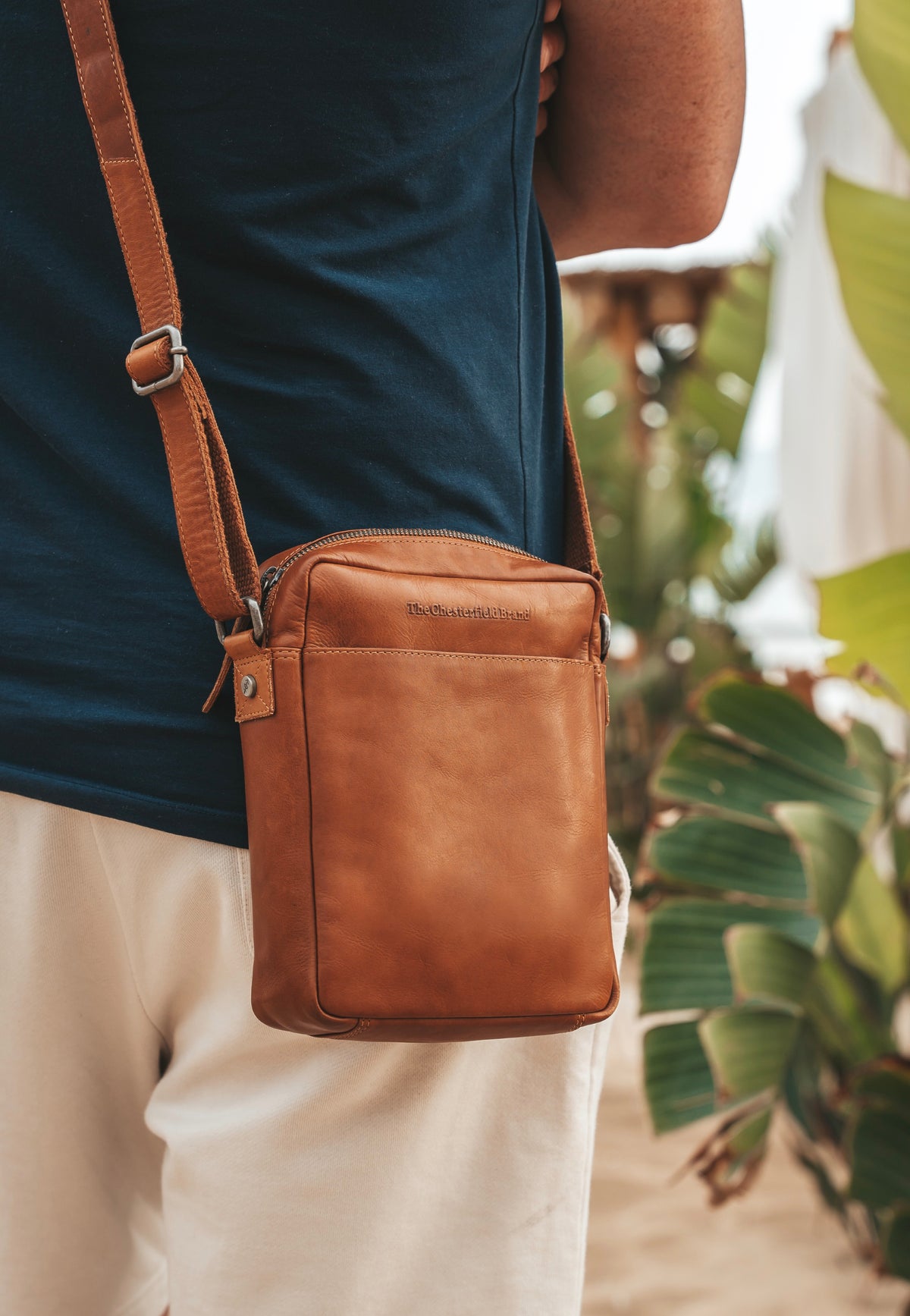 The Chesterfield Brand Alva 0955 Cognac Crossbody Bag