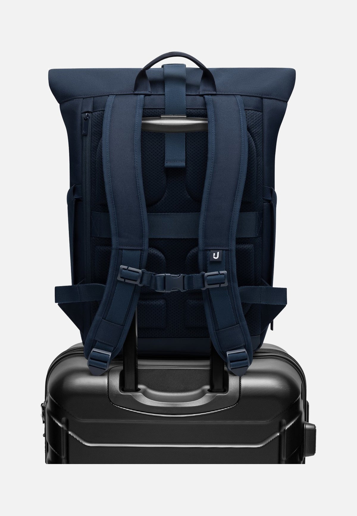 Johnny Urban Allen Medium Dunkelblau Rolltop Rucksack