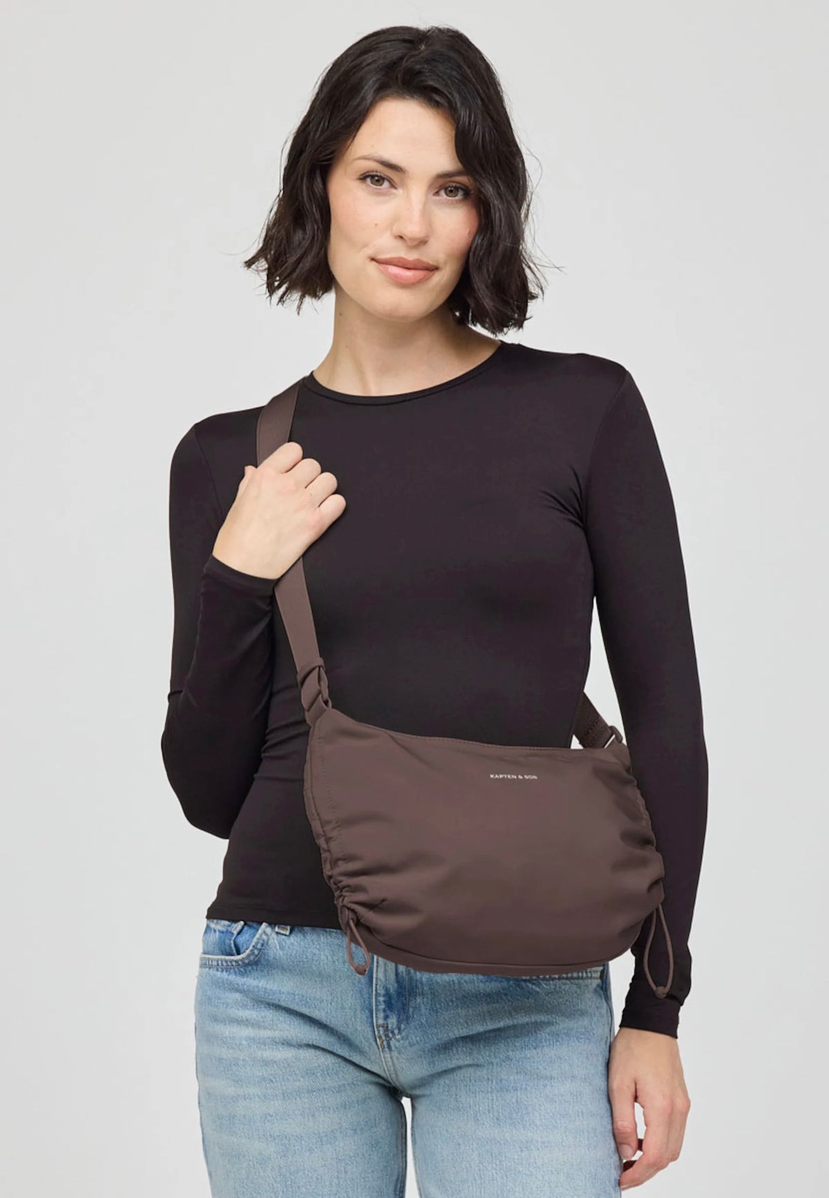 Kapten & Son Skara Small Chocolate Brown Crossbody Bag