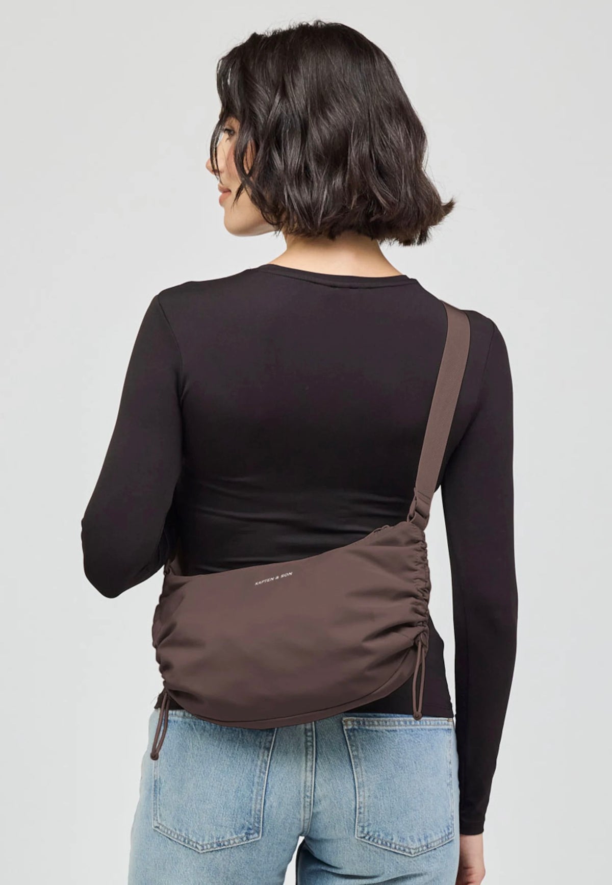 Kapten & Son Skara Small Chocolate Brown Crossbody Bag