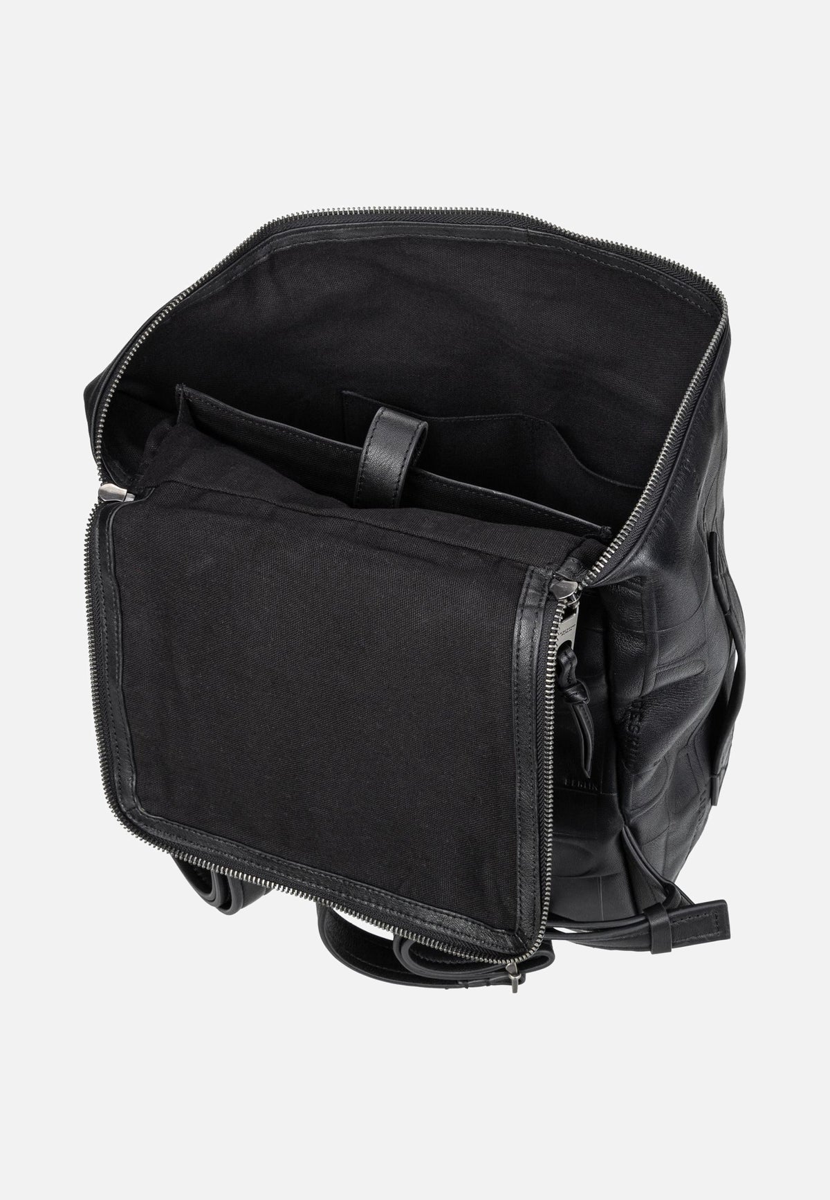 Liebeskind Berlin Hera Monogramm 2159974 Black Rucksack