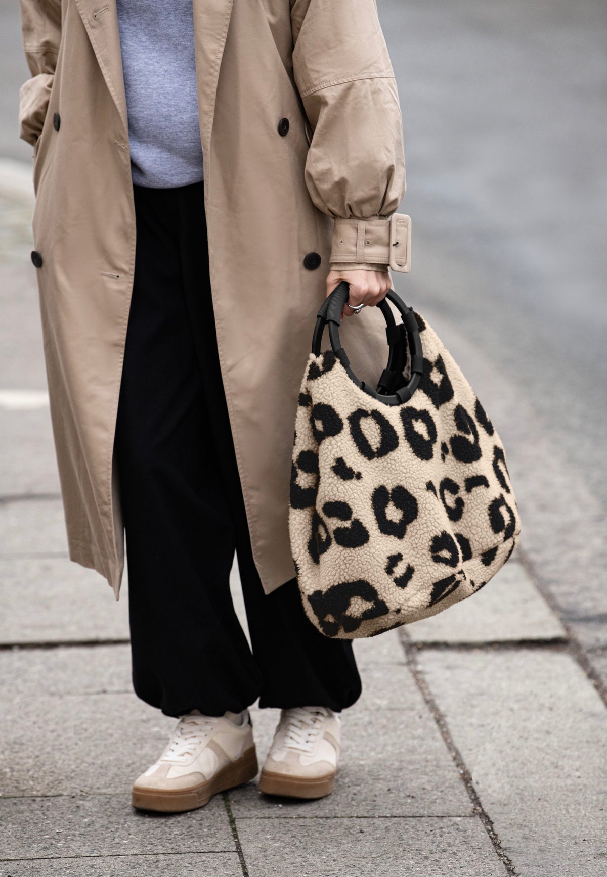 reisenthel Loopbag Hobo Teddy Leo Cream Shopper