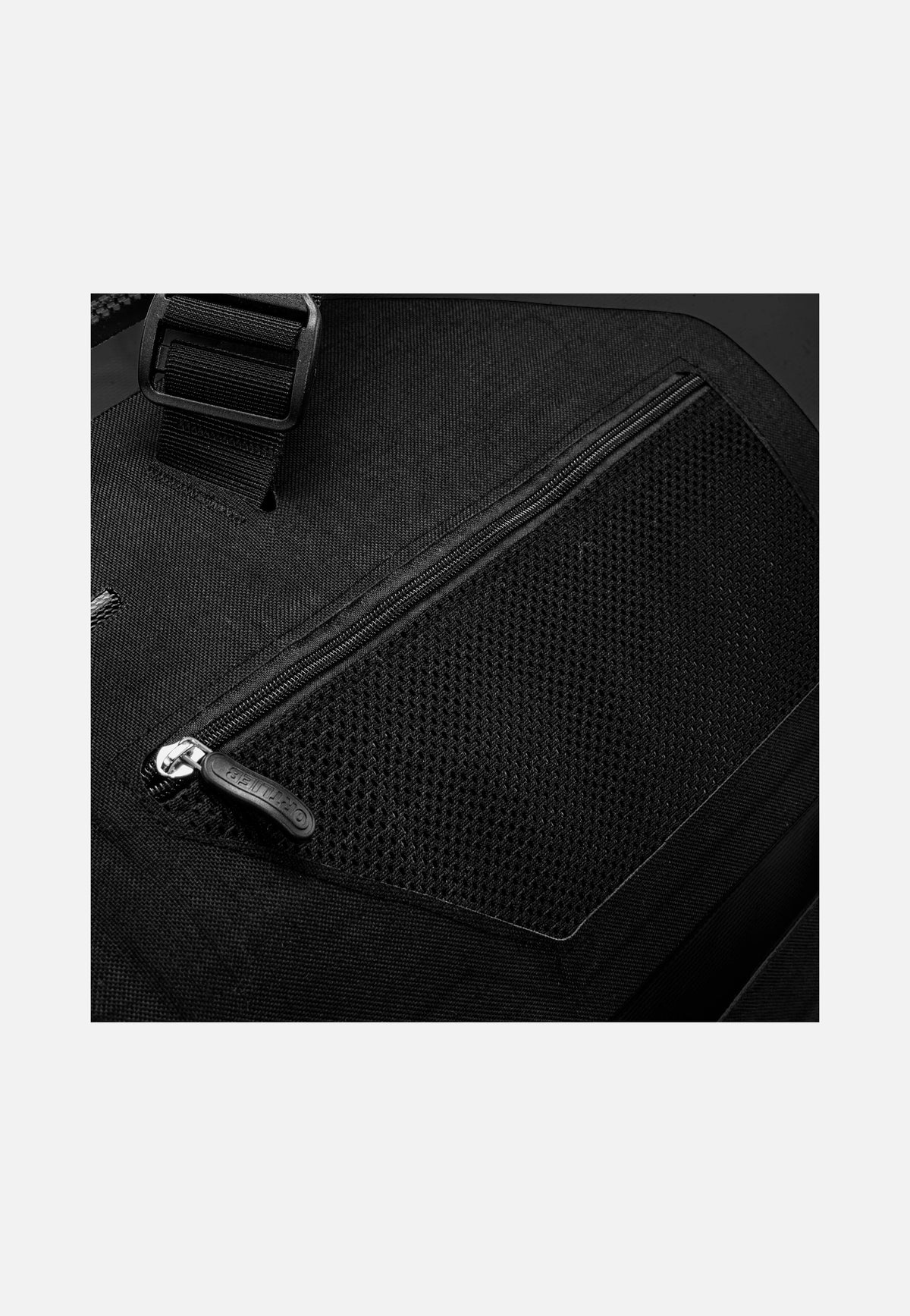 ORTLIEB Duffle RS 110L Schwarz Reisetasche mit Rollen