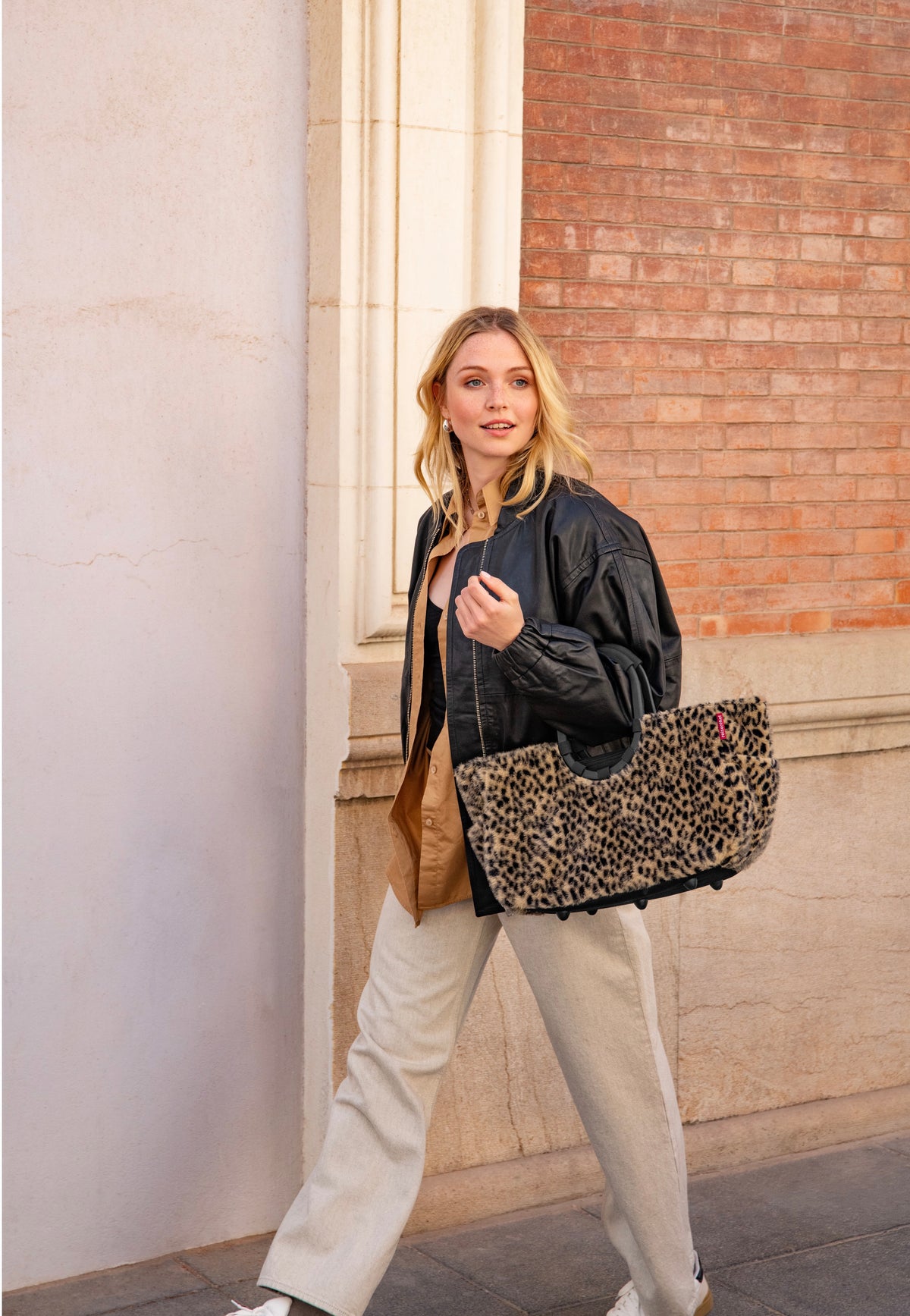 reisenthel Loopshopper M Leo Fake Fur Einkaufskorb