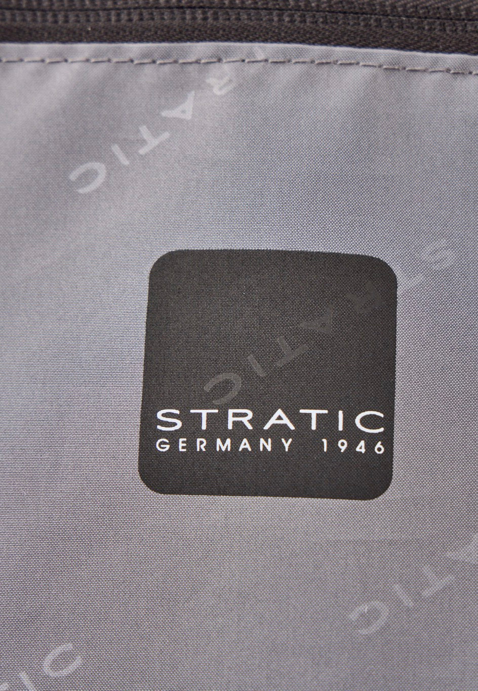 Stratic Novium SL Trolley L Rosso/Clay Koffer
