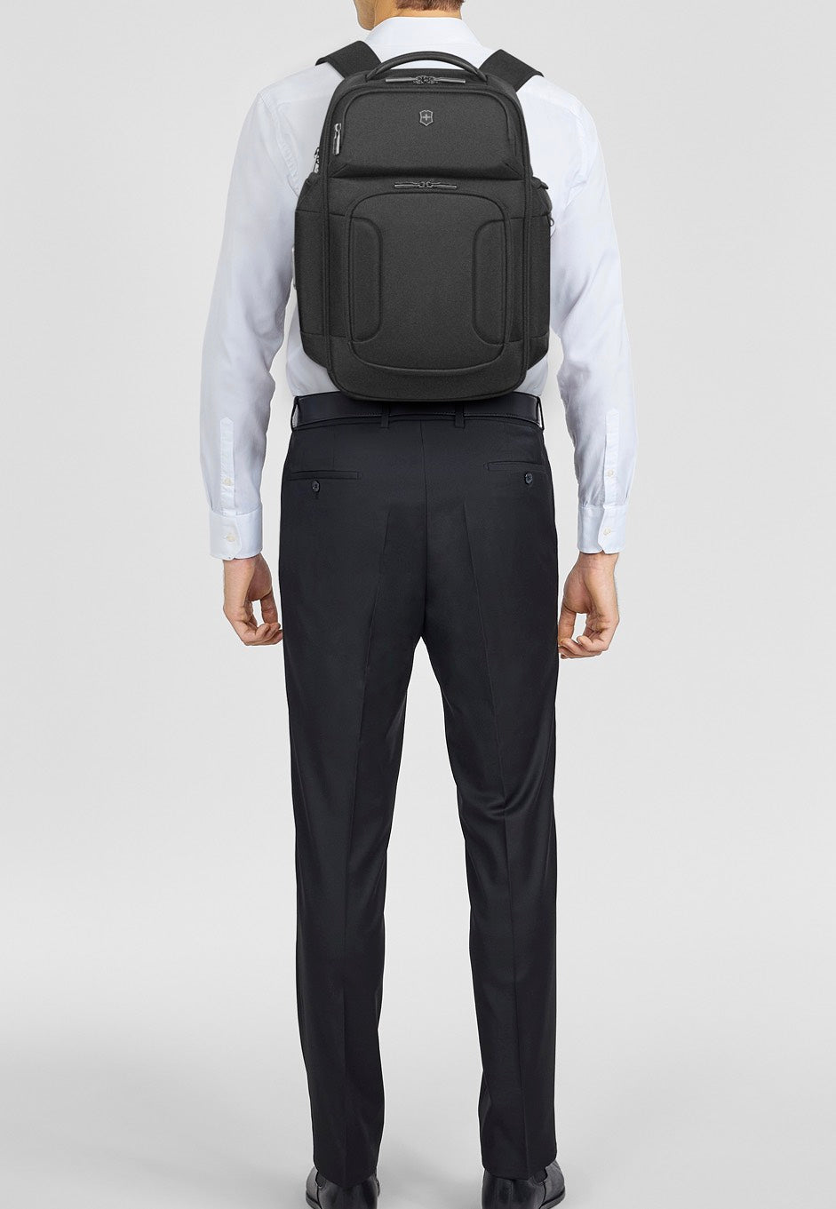 Victorinox Werks Traveler 7.0 Deluxe Black Rucksack